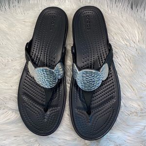 Women’s croc sandals